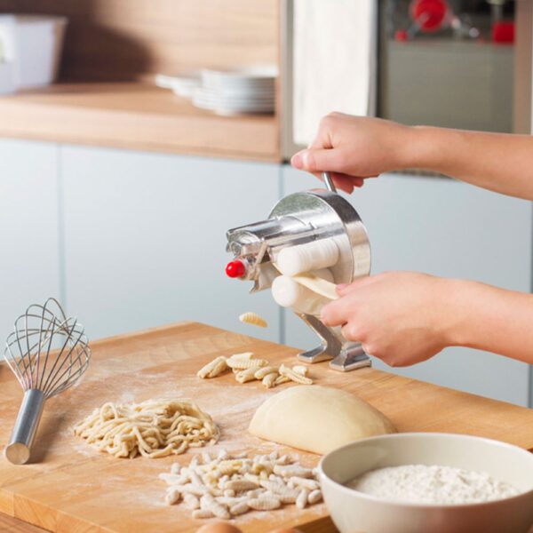 Little Mama - Macchina per la pasta. Cavatelli lisci e rigati e gnocchetti.